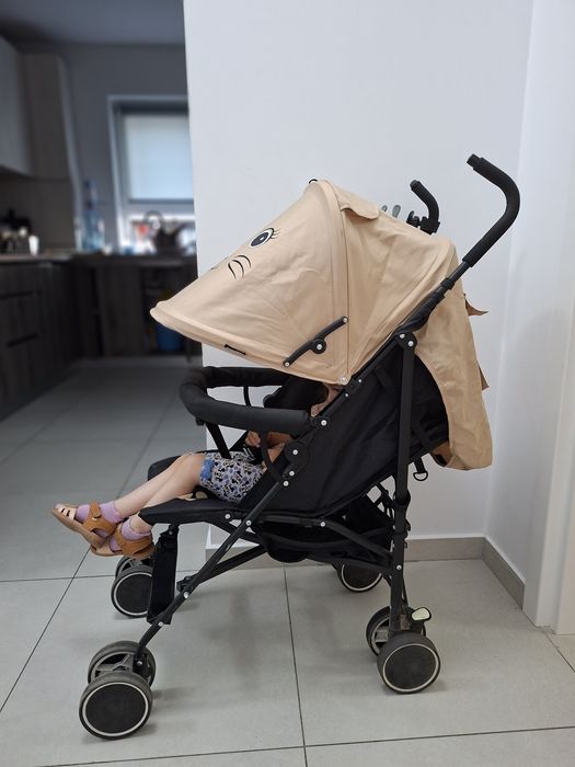 Cărucior bebe freeon