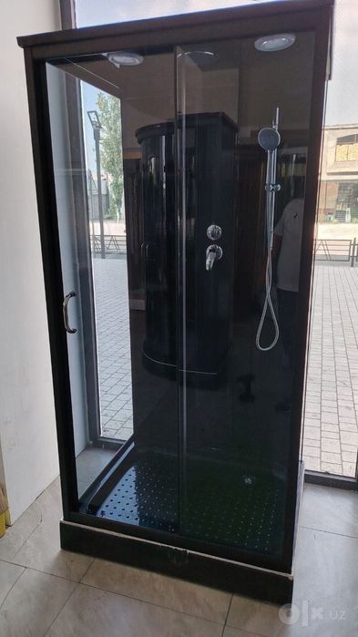 Dush kabinalar sotiladi. Продам душевую кабину.