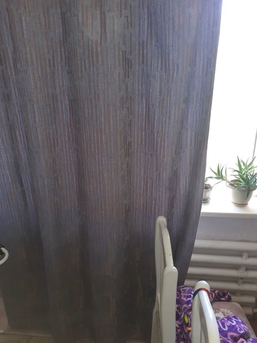 Стол письменный.