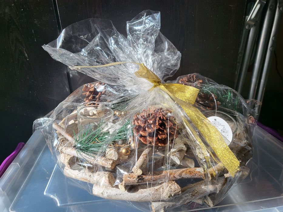 Коледна украса, Поставка за 4 бр. свещи