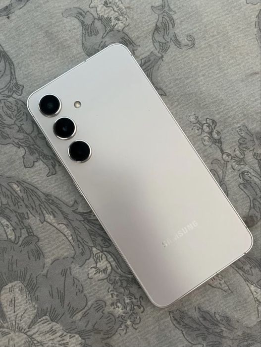 Продам Samsung S24 128