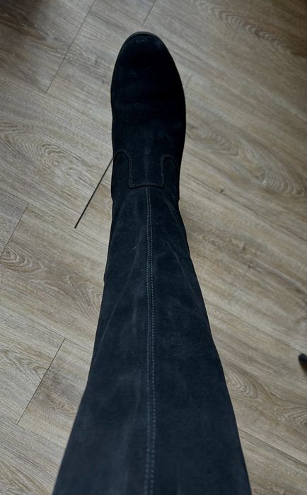 Ghete lungi peste genunchi piele intoarsa noi