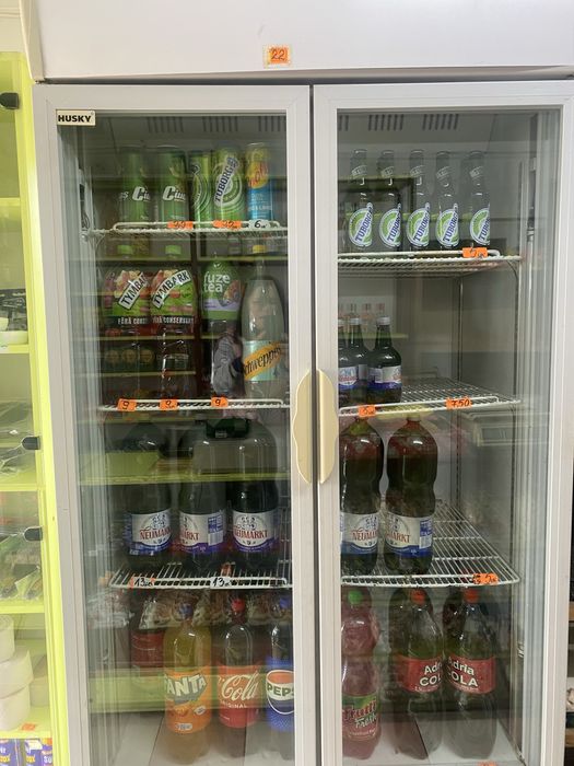 Frigider cu vitrina doua usi