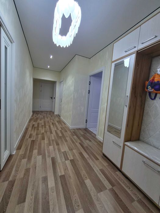 Sergili 2, 5 xonali kvartira sotiladi