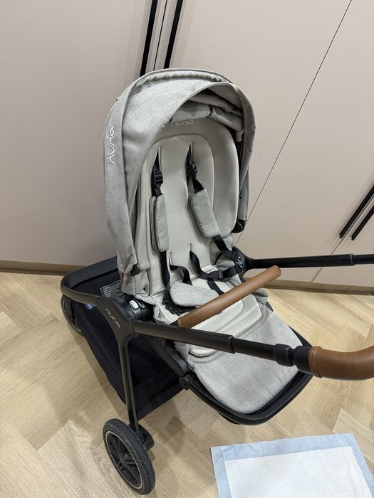Коляска Nuna triv next