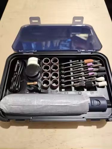 Greenworks мини гриндер 8 волта на зарядни батерии