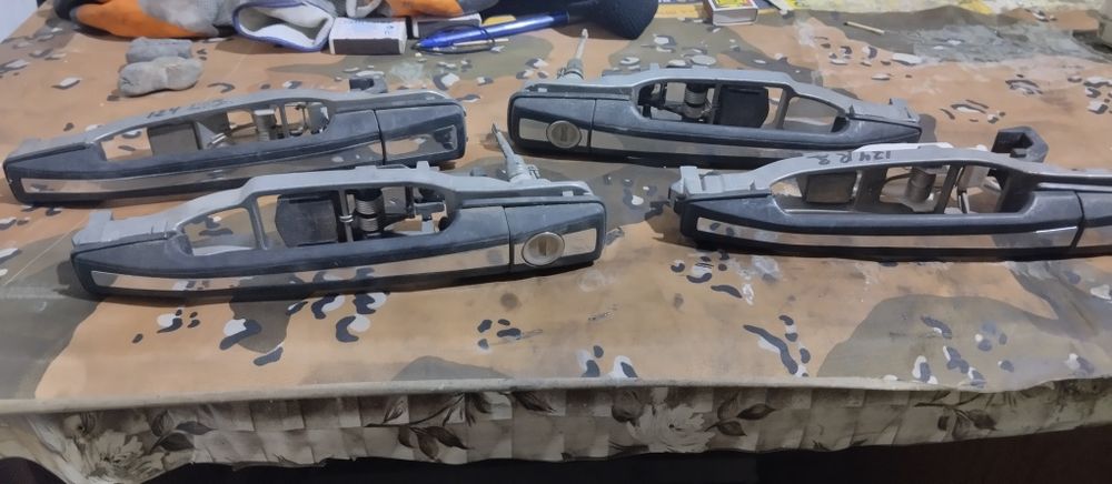 Ручка двери Мерседес 124