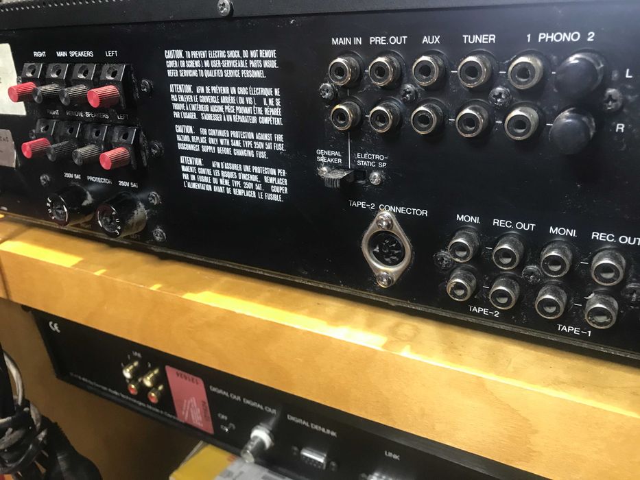 Luxman L-11 amplificator