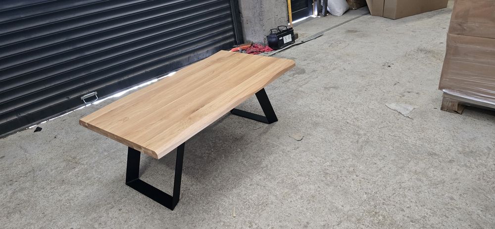 Дървен плот за холна маса