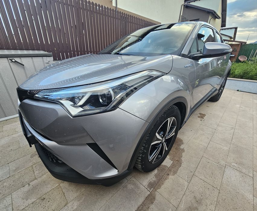 Toyota C-HR 1.8 Hybrid Active 2WD e-CVT