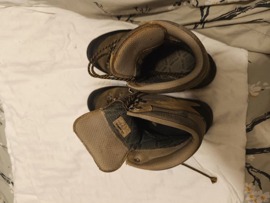 Bocanci de munte scarpa goretex Nr 37