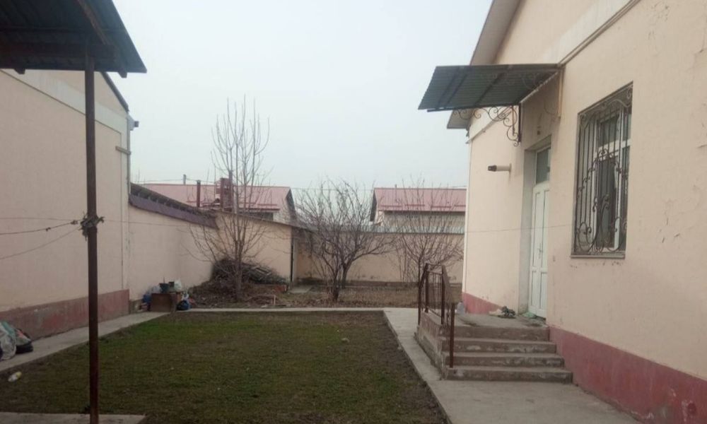 Ховли ижара. Зангиота тумани Зиёратгоҳга яқин