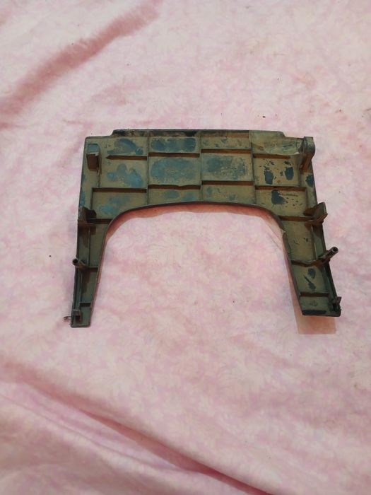 Накладка на панель Мазда 323 на 1995г