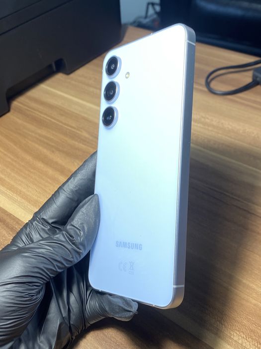 Samsung Galaxy S24 FE• 128 GB • Blue