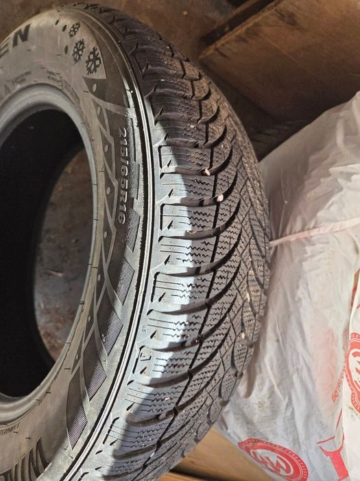 Гуми  M+S  215/65/16