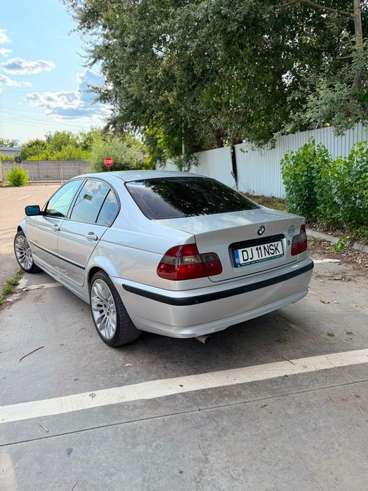 BMW 3 Series 2002 — imagine 3