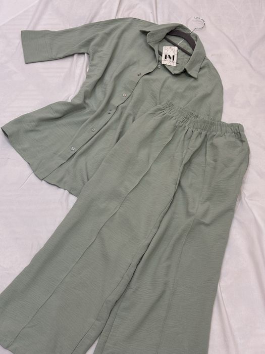 Двойка брюки рубашка