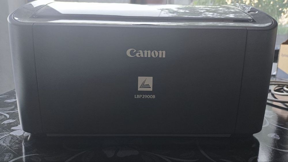 CANON LBP2900B почти новый