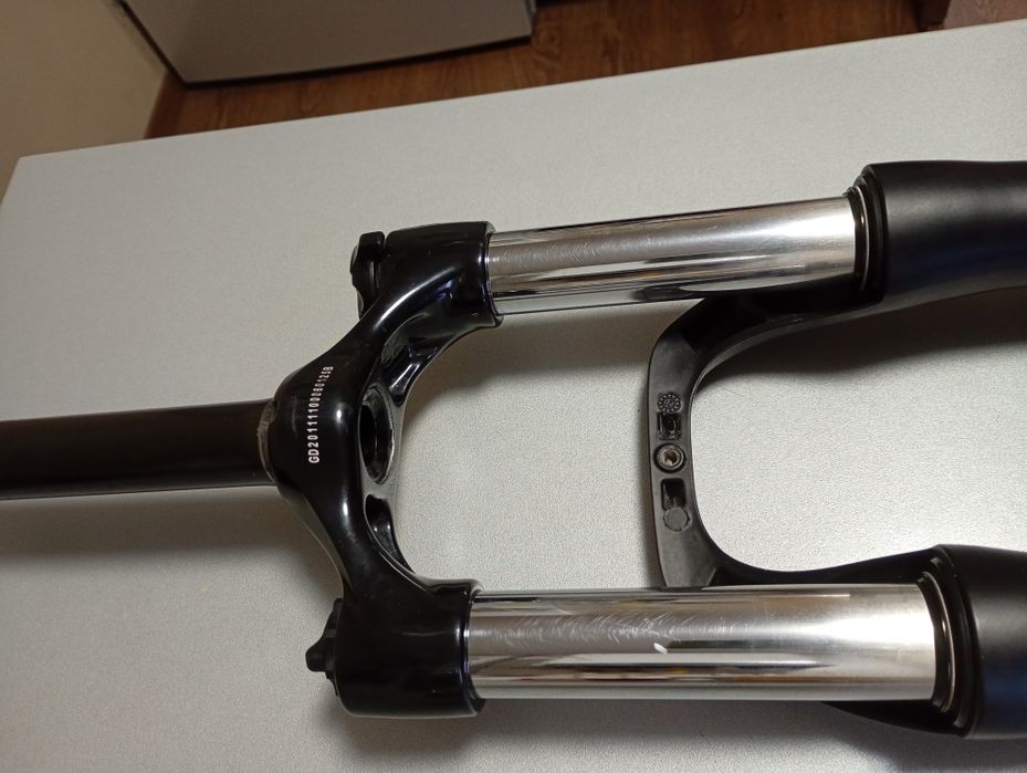 Furca mtb 27.5 stare foarte buna