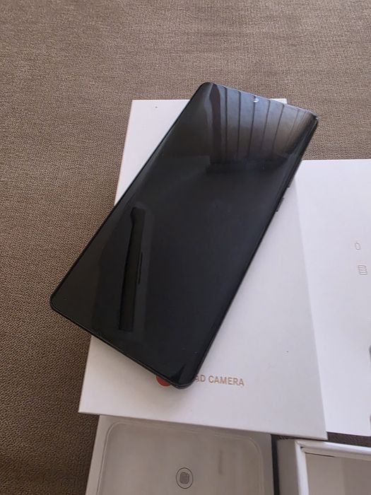 Телефон HUAWEI  P30 Pro