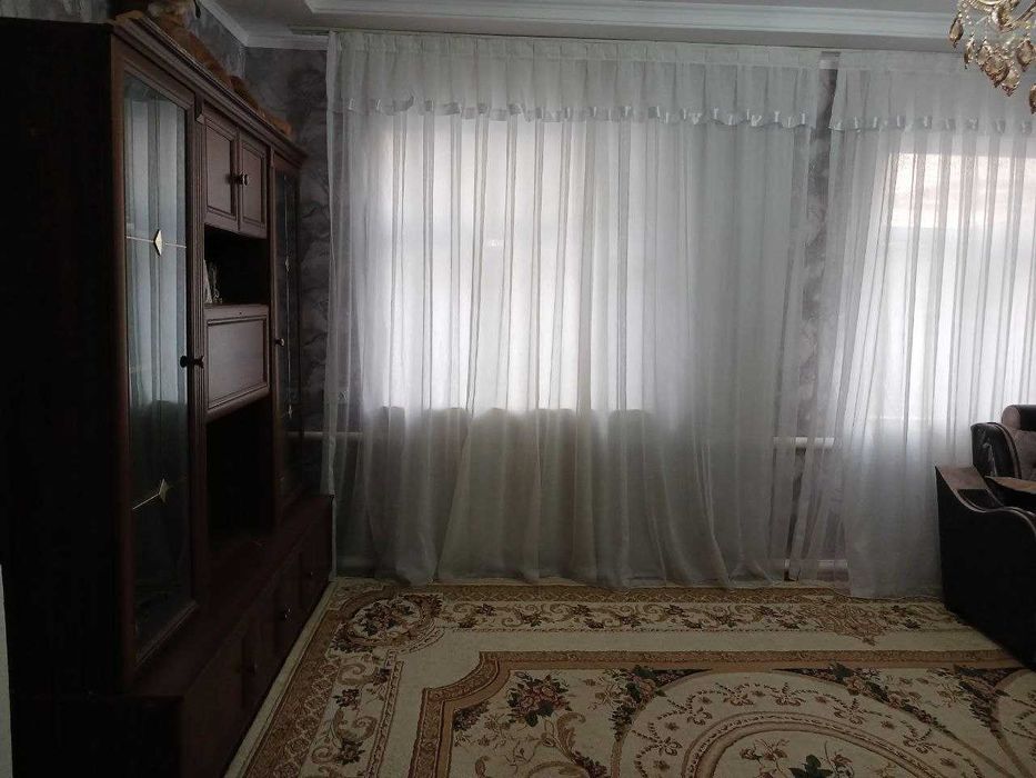 Продается дом в Гулистане, 4,5 соток.