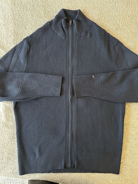 Мъжка жилетка с цип Tommy Hilfiger.