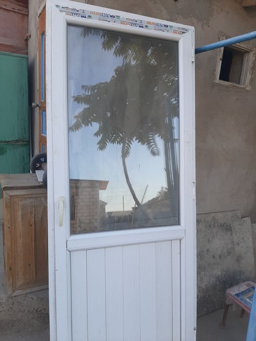 Пластик есік бұрын қолданыста болған
