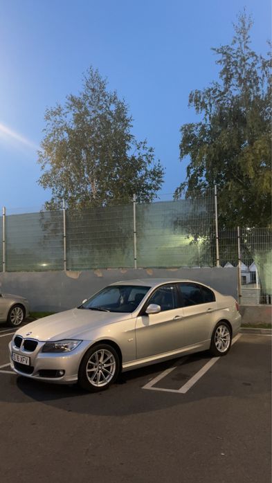 BMW 320d E90, 2.0 Diesel, Berlină, stare bună