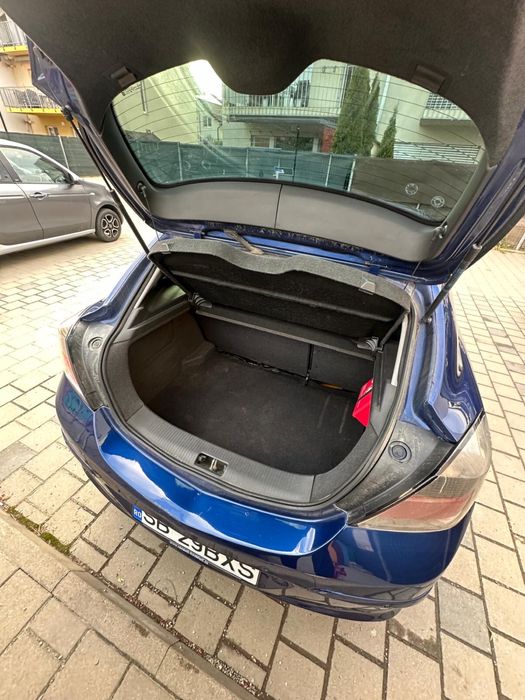 Vand Opel Astra GTC 1,9 din 2005