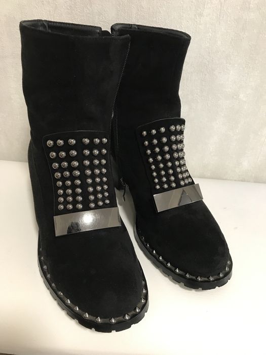 Ботинки женские из нубука