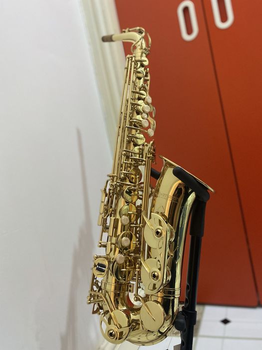 Saxofon Alto Thomann TAS-180 – NOU (0 ore) + Pachet Accesorii PremiumVând pachet complet Saxofon Alto Thomann TAS-180