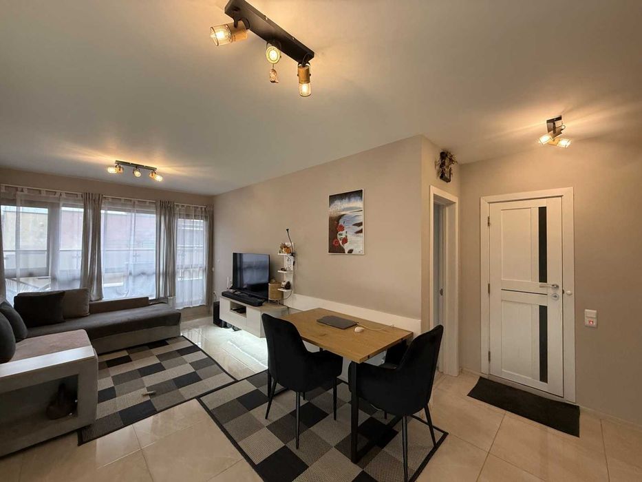 Продава се Двустаен апартамент в Пловдив, Кючук Париж - 65 кв.м за 1130 €/кв.м - Снимка #1