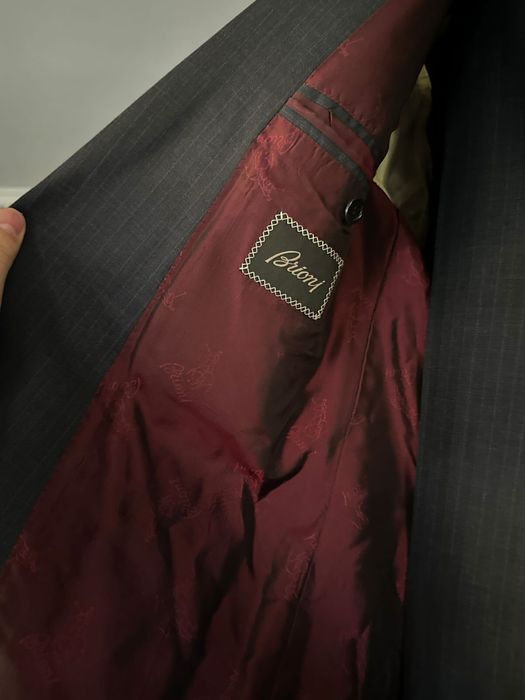 Мужской костюм бриони