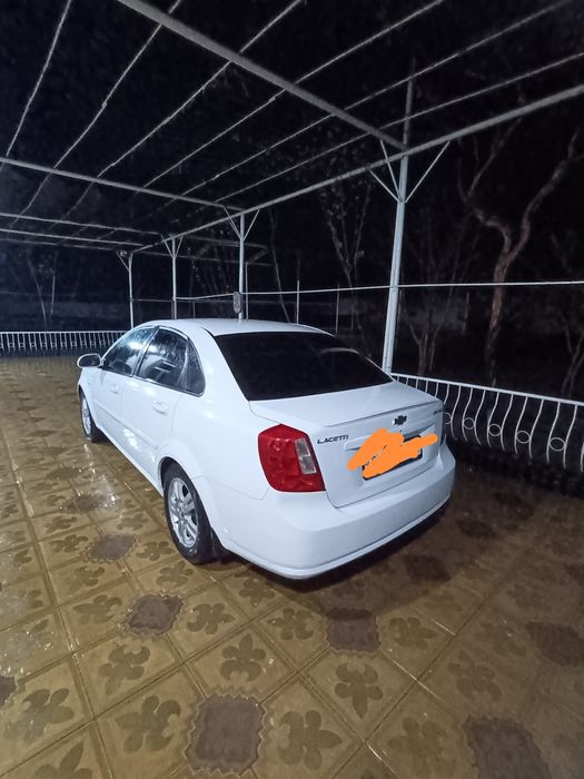 Chevrolet lacetti