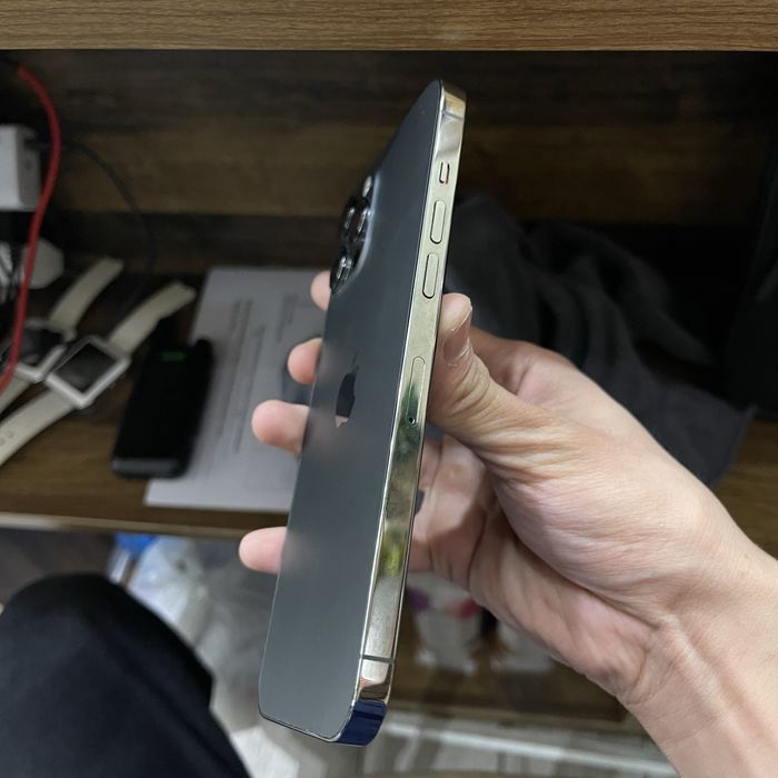 айфон 12 про макс 256гб идеал