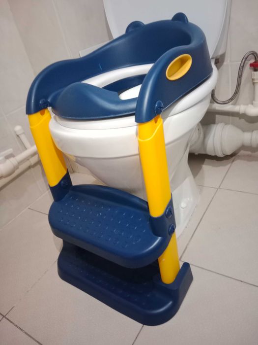 Детское сиденье на унитаз со ступенями