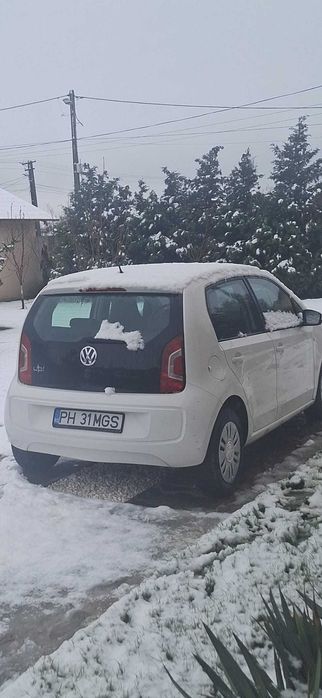 Masina Volkswagen Up 2013