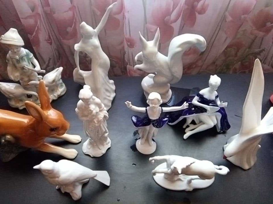 Vand Bibelouri Comuniste