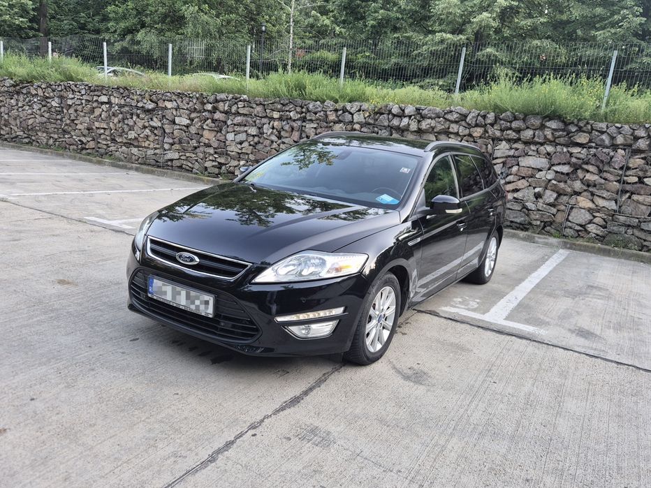 Ford Mondeo mk4 2.0 tdci euro 5 an 2013  Navigație mare color