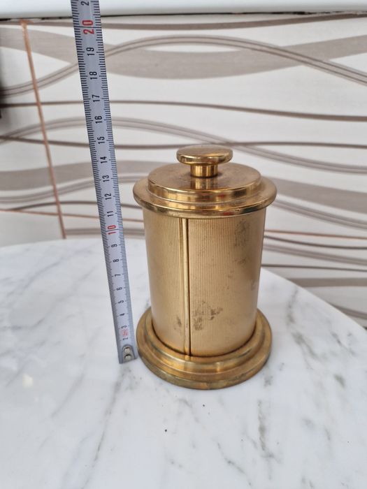 Mecanism depozitare tigarete