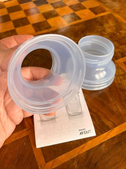 Продавам електронна помпа за изцеждане AVENT EASY COMFORT (SCF301)