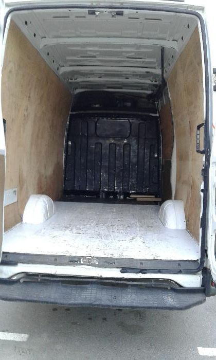 Транспортни услуги 25-40 лв /12.76-20.42 Е за София ,бус товарно такси