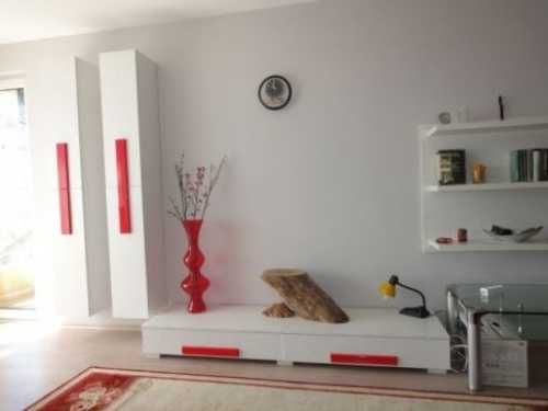 Дава се под наем Двустаен апартамент в София, Зона Б-5 - 100 кв.м за 400 € - Снимка #1