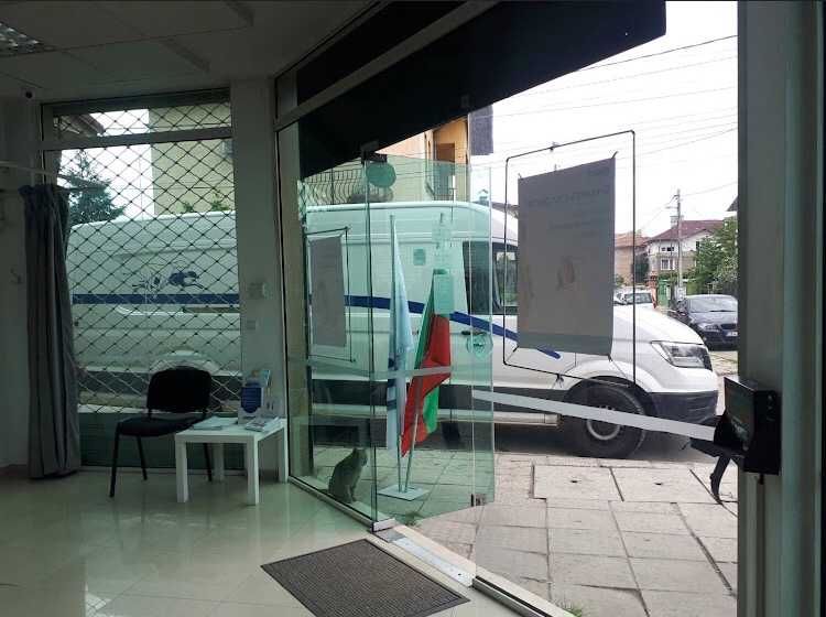 Дава се под наем Магазин в София, Левски - 80 кв.м за 598.23 € - Снимка #2