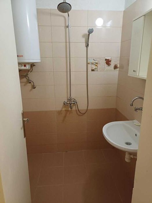 Дава се под наем Двустаен апартамент в София, Лозенец - 85 кв.м за 548.25 € - Снимка #5