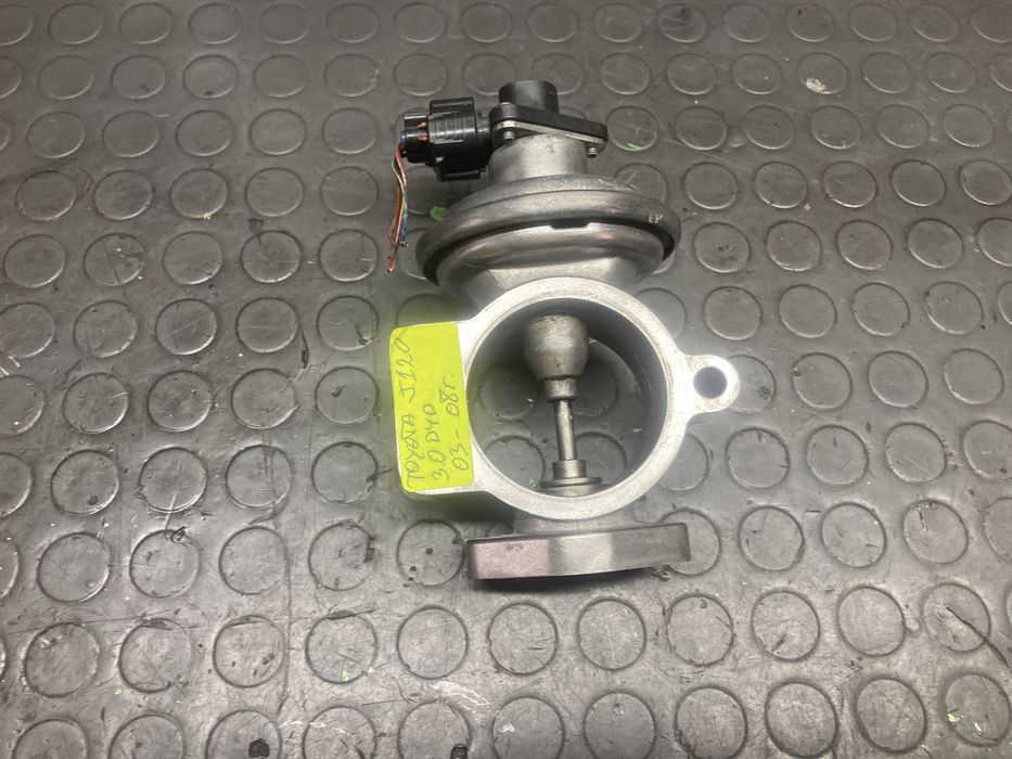 EGR клапан за тойота ланд крузер/toyota land cruiser J120 3.0D4D 03-08г