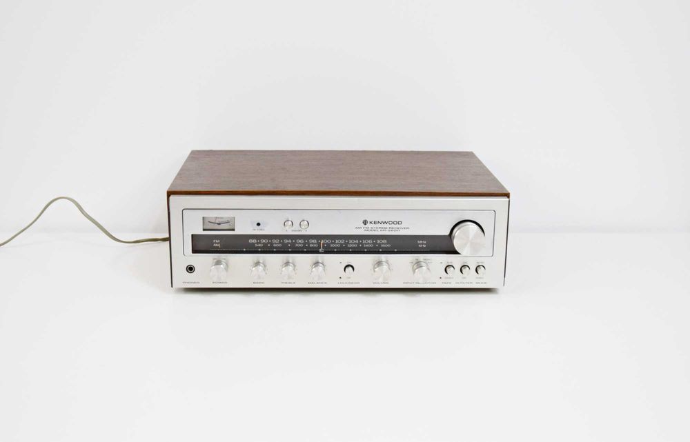 Amplituner Kenwood KR-2600, amplificator