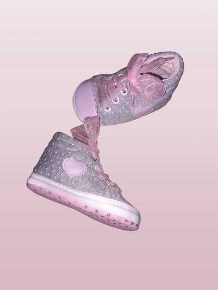 Маркови детски дрешки за бебе момиче 0-3м.