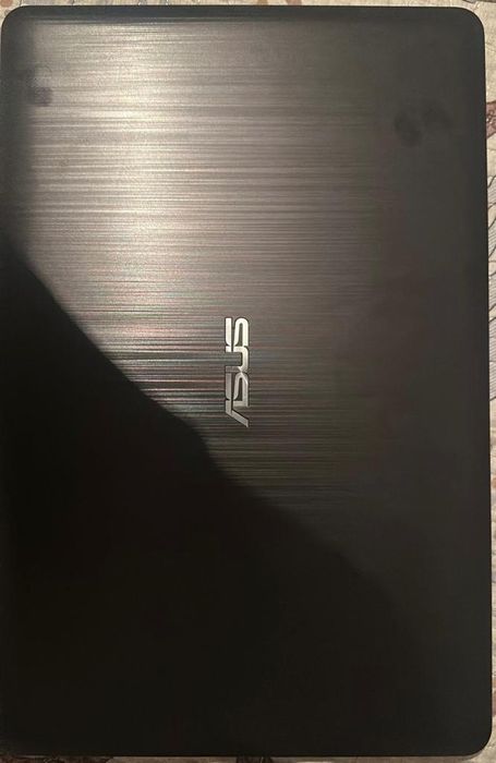 Ноутбук asus,состояние хорошее