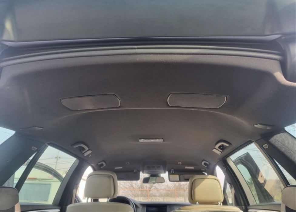 Plafon textil BMW f11 kombi / break seria 5 f10 culoare negru M + accesorii / stalpi / plafoniera / manere / parasolare